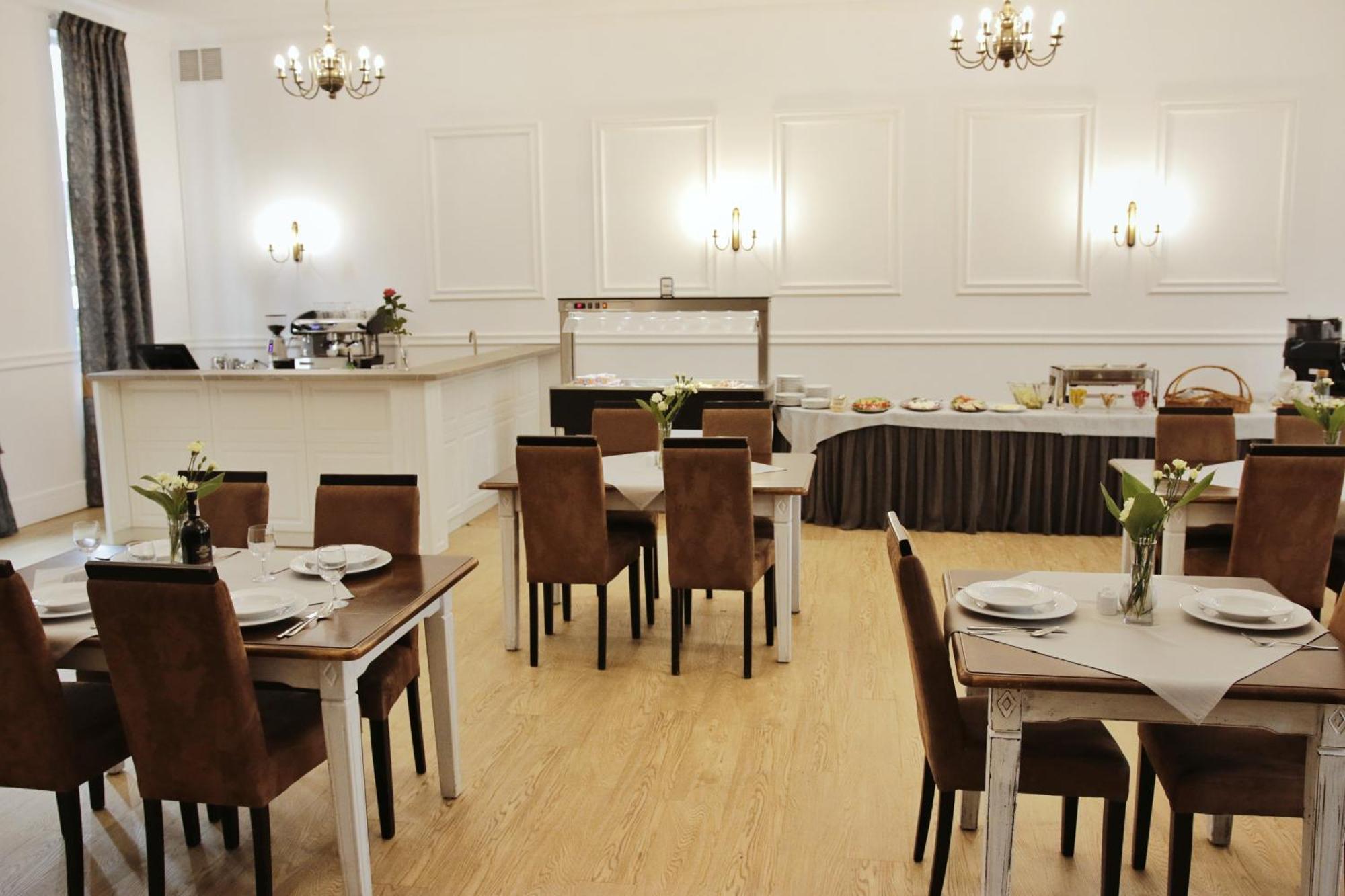 Savoy Bed & Breakfast Spala Luaran gambar